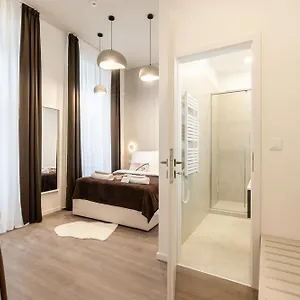 oasis-luxe-boutique-suites-by-bqa.inbudapesthotels.com/